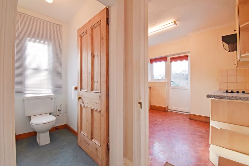 Cloakroom- click for photo gallery